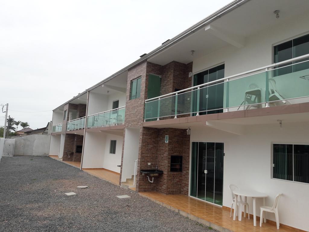 Conjunto Residencial Verdes Mares Гуаратуба Экстерьер фото